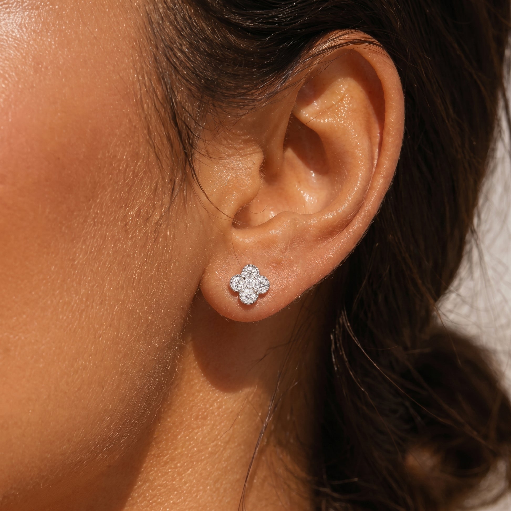 0.3ct (4.0mm) Moissanite clover earrings, dainty style for daily wear.